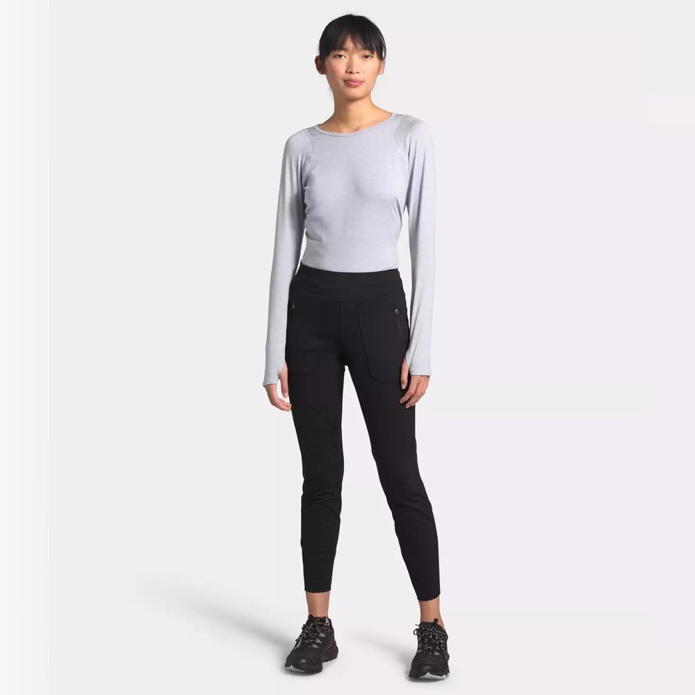 THE NORTHFACE Women’s Paramount Hybrid High-Rise Tight in Black size X-Small